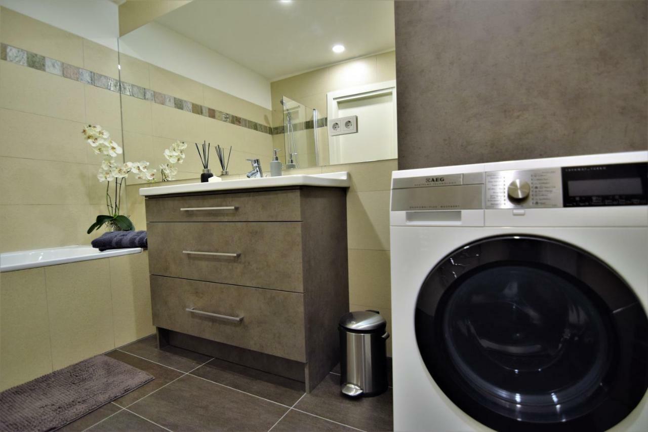 Europa Dream Apartment วิลนีอุส ภายนอก รูปภาพ